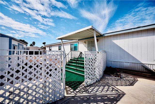 6103 Shenandoah Avenue, Las Vegas, NV 89156