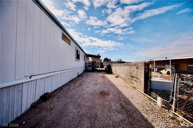 6103 Shenandoah Avenue, Las Vegas, NV 89156