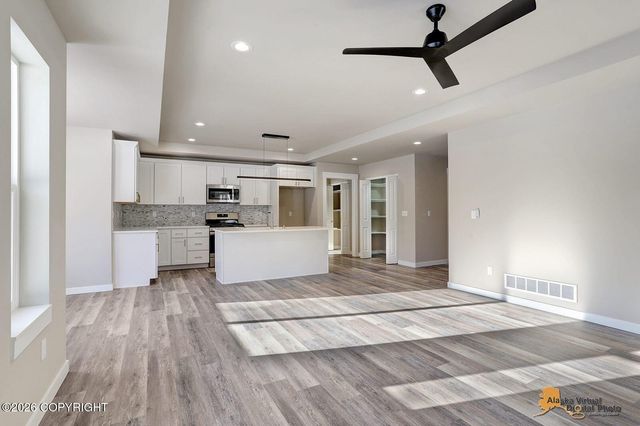 2249 N Skye Circle, Houston, AK 99694