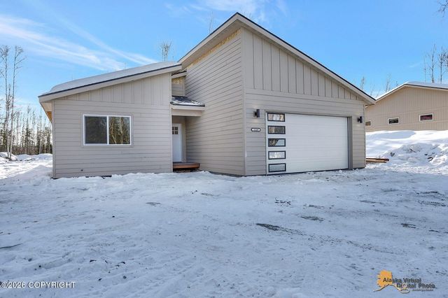 2249 N Skye Circle, Houston, AK 99694