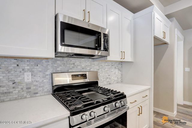 2249 N Skye Circle, Houston, AK 99694