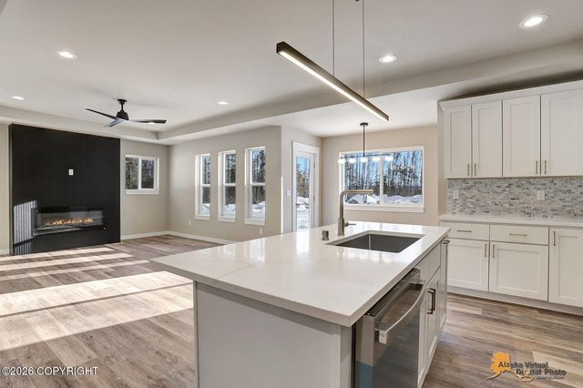 2249 N Skye Circle, Houston, AK 99694