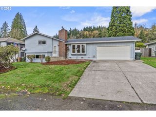 2110 SYCAMORE Pl, Longview, WA 98632