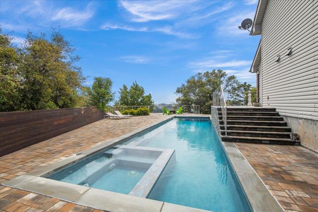 17074 Bohlman Road, Saratoga, CA 95070
