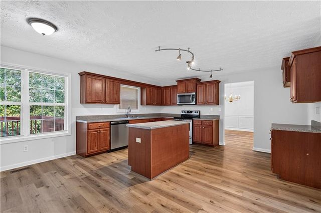 40 Cliff View Drive, Covington, GA 30016