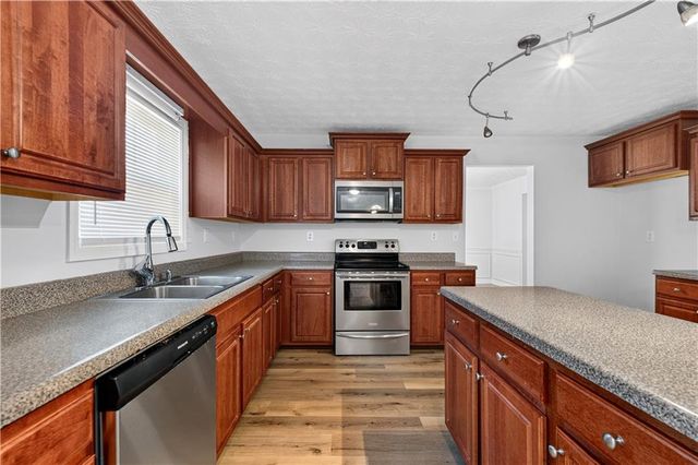 40 Cliff View Drive, Covington, GA 30016