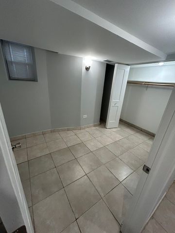 2300 S Ridgeway Avenue 1S, Chicago, IL 60623