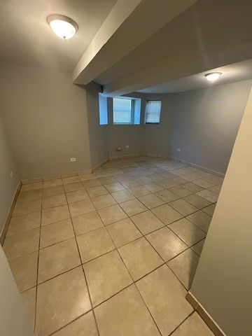 2300 S Ridgeway Avenue 1S, Chicago, IL 60623
