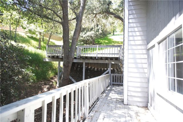 319 Dorn Drive, Crestline, CA 92325