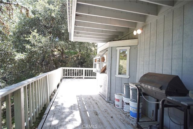 319 Dorn Drive, Crestline, CA 92325