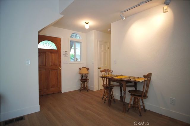 319 Dorn Drive, Crestline, CA 92325