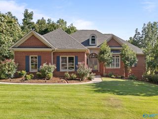 1318 Deans Drive, Huntsville, AL 35802
