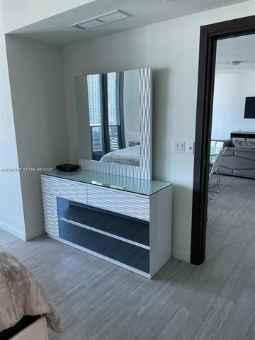 1000 Brickell Plaza 2809, Miami, FL 33131
