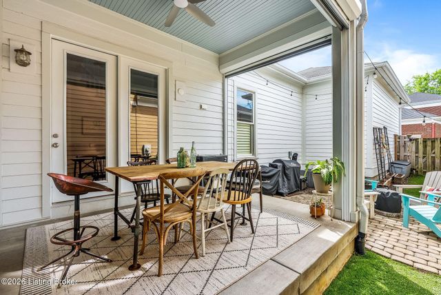 9514 Horsemint Ln, Prospect, KY 40059