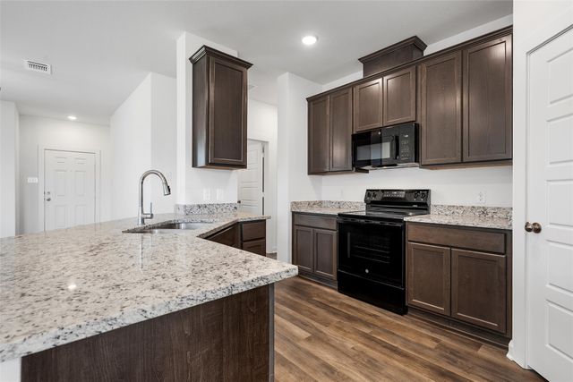 317 State Loop, Troy, TX 76579