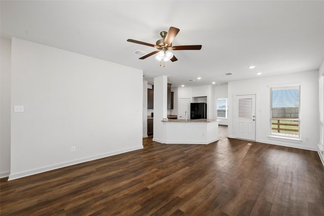317 State Loop, Troy, TX 76579