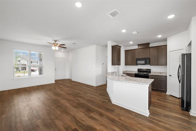 317 State Loop, Troy, TX 76579