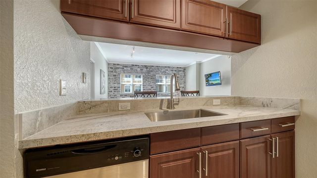 1064 N TAMIAMI TRAIL 1320, Sarasota, FL 34236