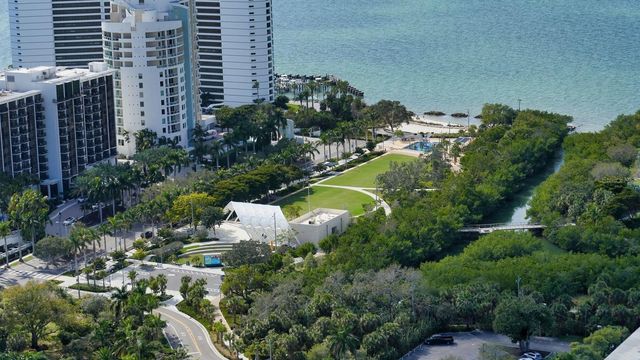 1064 N TAMIAMI TRAIL 1320, Sarasota, FL 34236