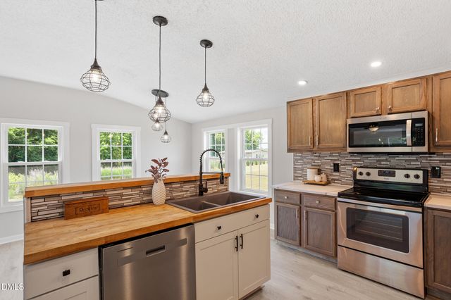 618 Bogue Road, Fremont, NC 27830