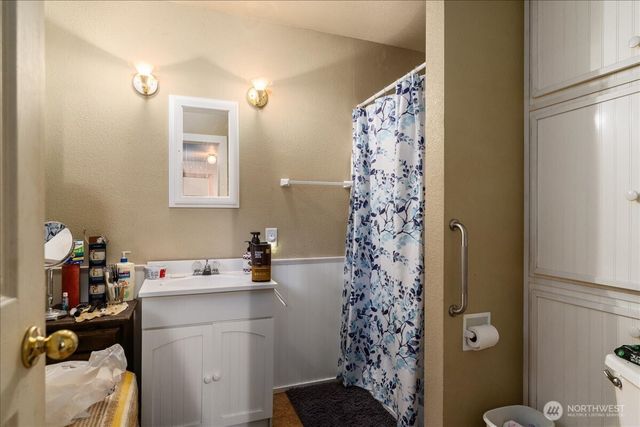 19095 Gill Creek Road, Leavenworth, WA 98826