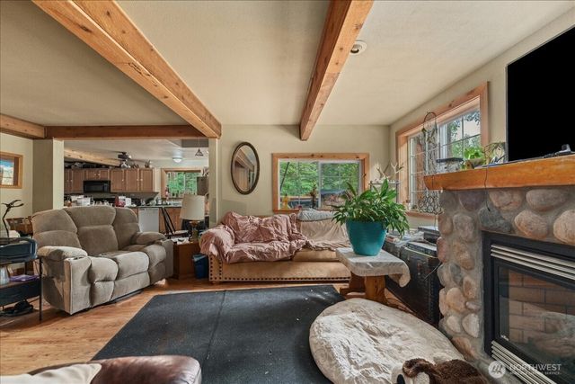 19095 Gill Creek Road, Leavenworth, WA 98826