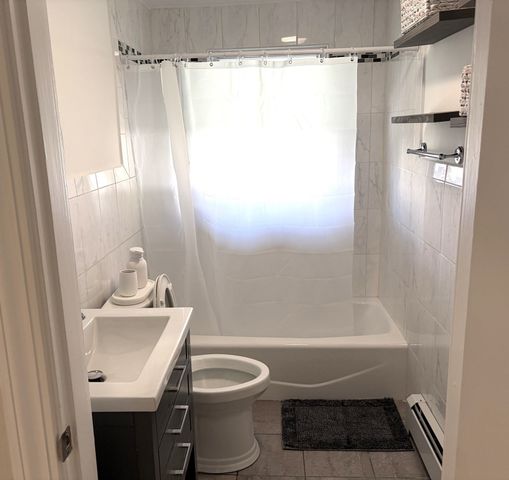 52 Montvale Ave A, Woburn, MA 01801