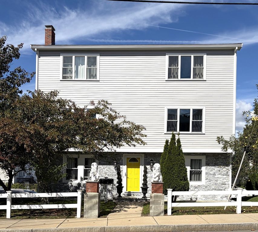 52 Montvale Ave A, Woburn, MA 01801