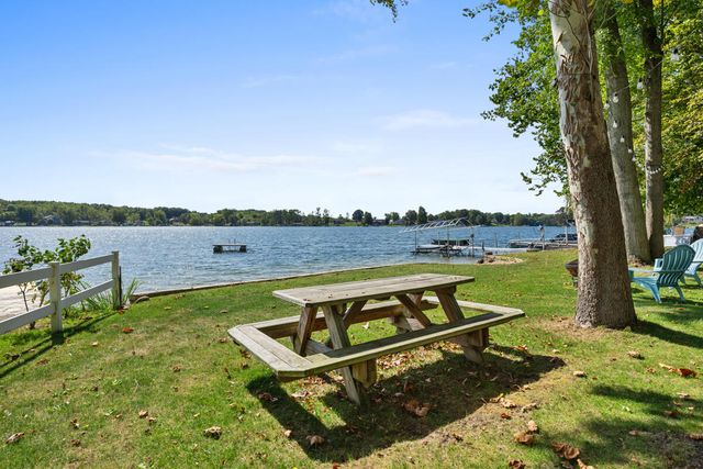 2529 Miner Lake Drive, Allegan, MI 49010