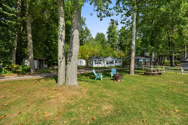 2529 Miner Lake Drive, Allegan, MI 49010