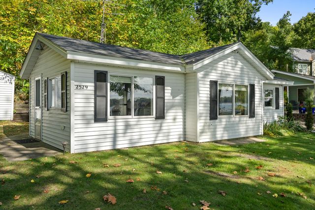 2529 Miner Lake Drive, Allegan, MI 49010