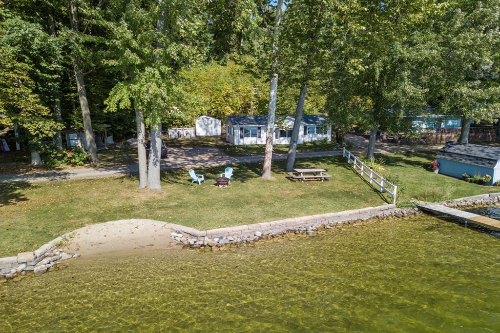 2529 Miner Lake Drive, Allegan, MI 49010