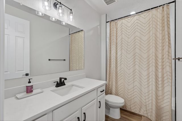 5417 Redtop Street NE, Rio Rancho, NM 87144