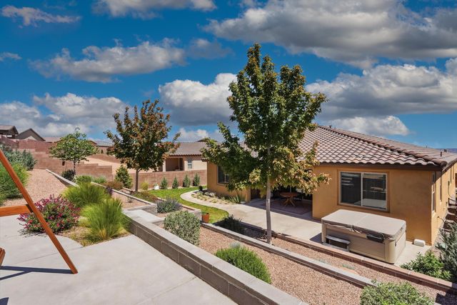5417 Redtop Street NE, Rio Rancho, NM 87144