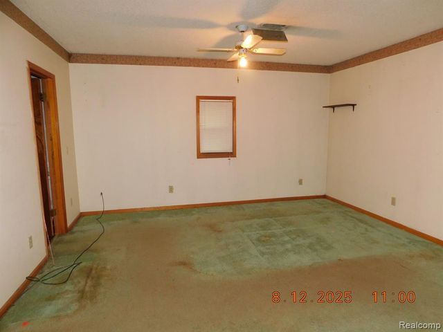 207 Garden Lane, Fowlerville, MI 48836