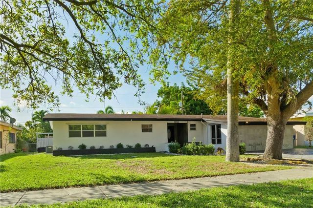 19340 NE 19 Avenue, North Miami Beach, FL 33179