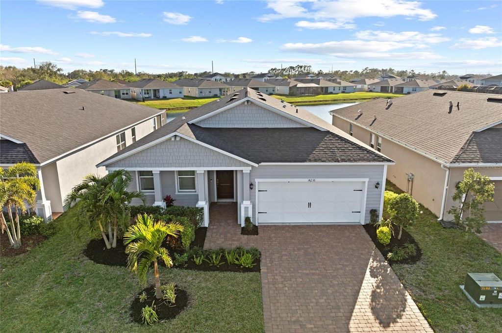Image 2 of property listing at 14238 59TH CIRCLE E, Bradenton, FL 34211