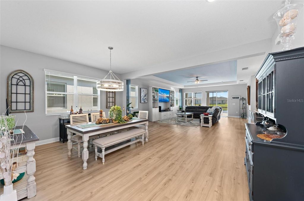 Image 16 of property listing at 14238 59TH CIRCLE E, Bradenton, FL 34211