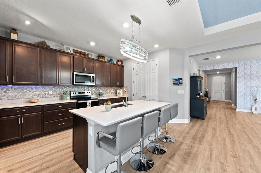 Image 22 of property listing at 14238 59TH CIRCLE E, Bradenton, FL 34211