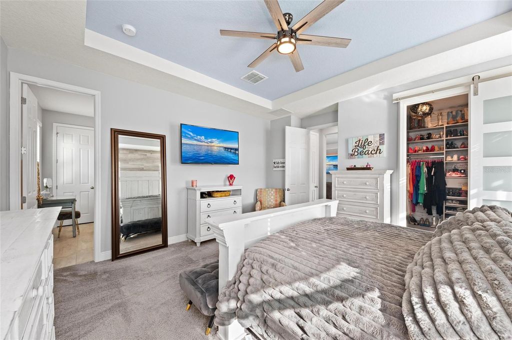 Image 34 of property listing at 14238 59TH CIRCLE E, Bradenton, FL 34211