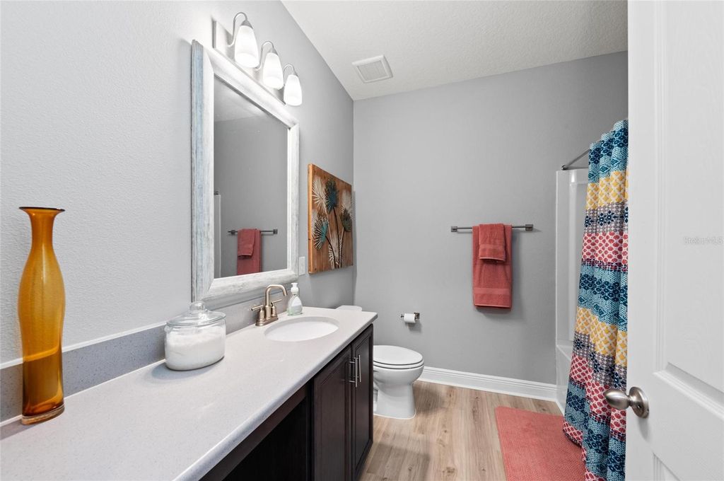 Image 47 of property listing at 14238 59TH CIRCLE E, Bradenton, FL 34211