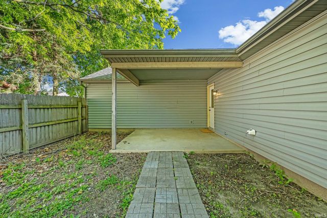 2213 Winterset Drive, Lafayette, IN 47909