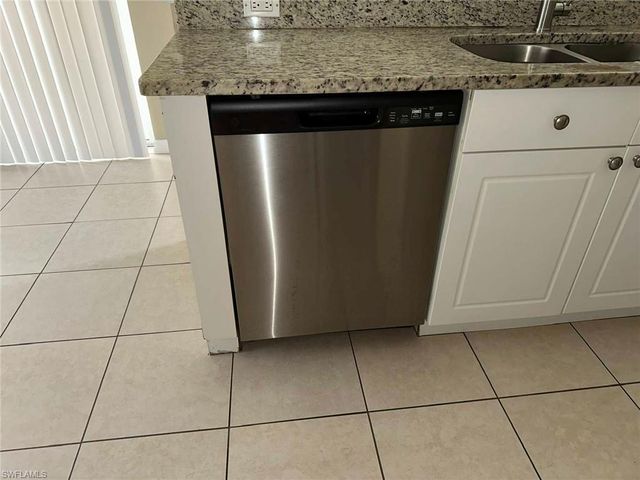 2701 NW 4th TER, Cape Coral, FL 33993