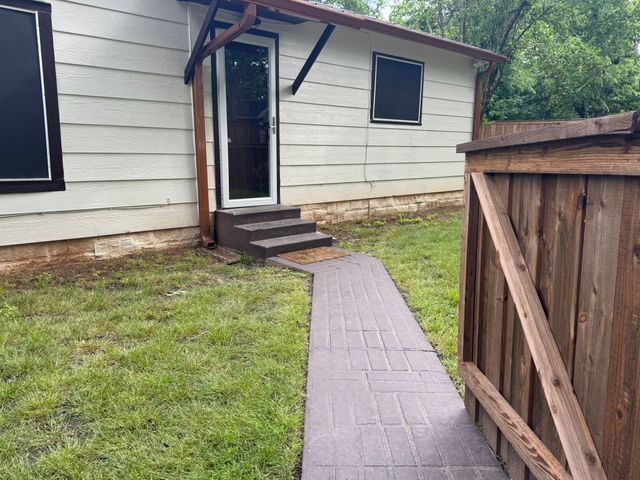 1315 S Rusk Street, Sherman, TX 75090