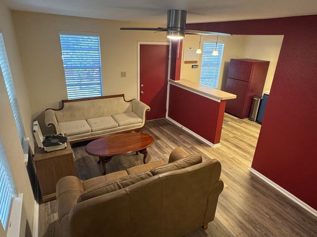 1315 S Rusk Street, Sherman, TX 75090