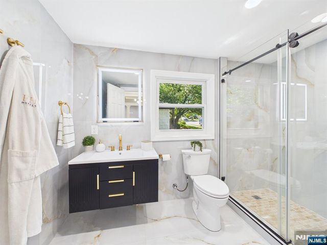 222 Teaneck Road, Ridgefield Park, NJ 07660