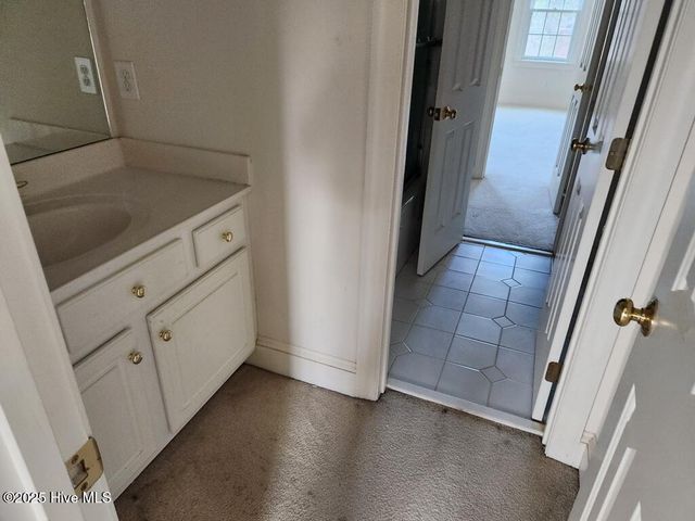 109 Foxcroft Lane, Winterville, NC 28590