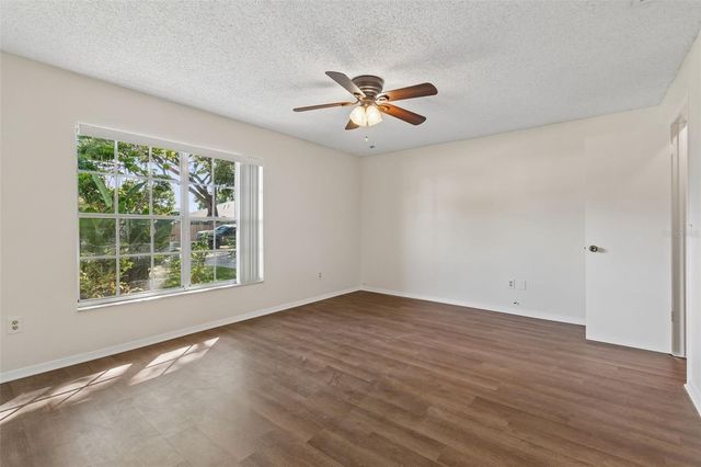 3410 LAUREL DALE DRIVE, Tampa, FL 33618
