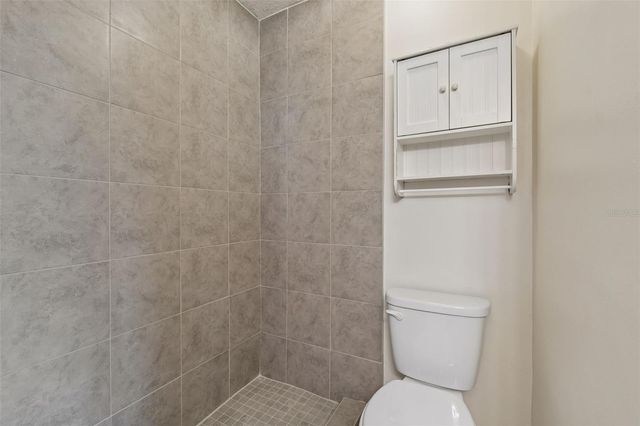 3410 LAUREL DALE DRIVE, Tampa, FL 33618