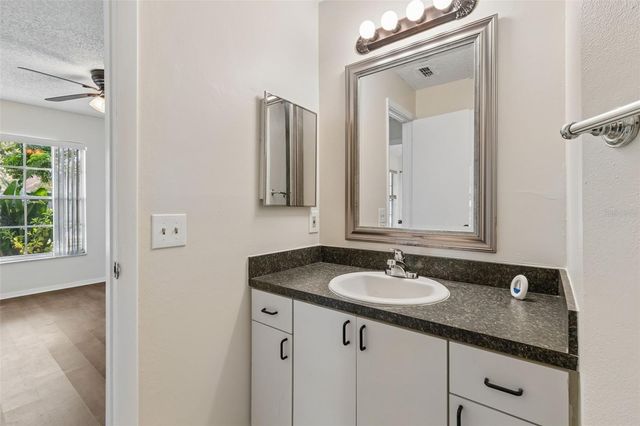 3410 LAUREL DALE DRIVE, Tampa, FL 33618